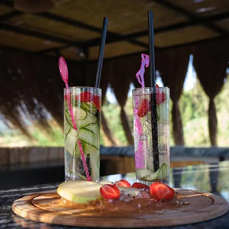 Acroter - Alcohol Extra Hotell Datça