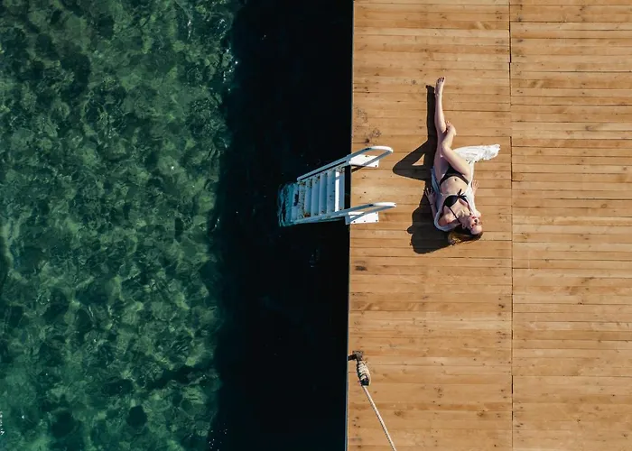 Acroter Отель 4*