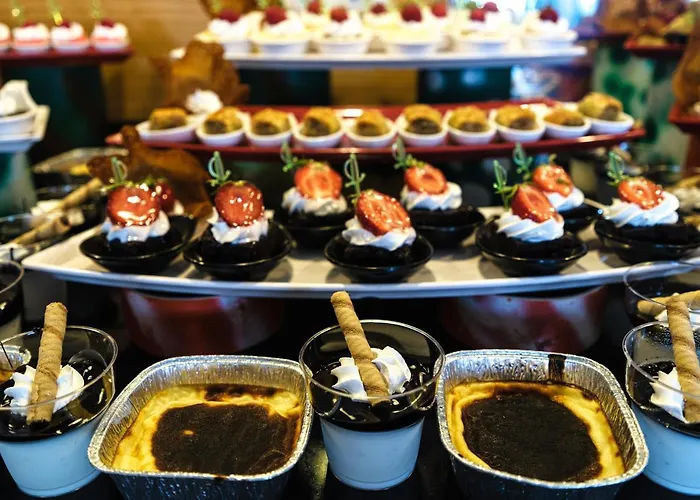 Отель Acroter 4*